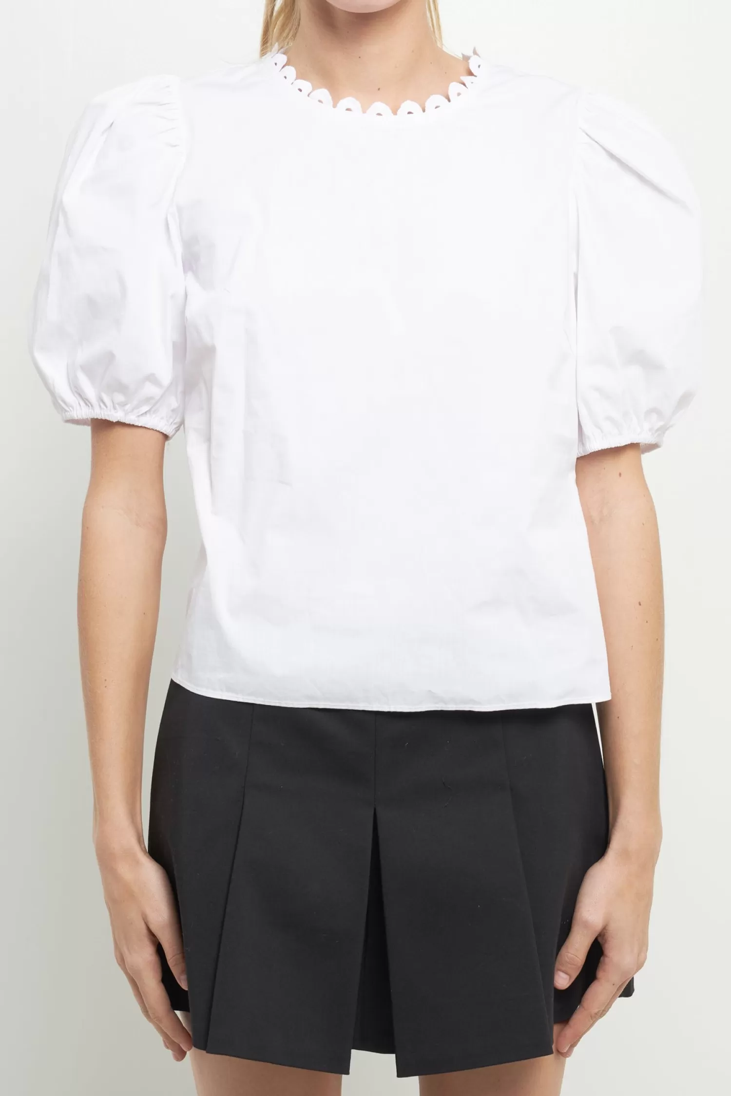 Outlet Poplin top with Lace Neckline Tops